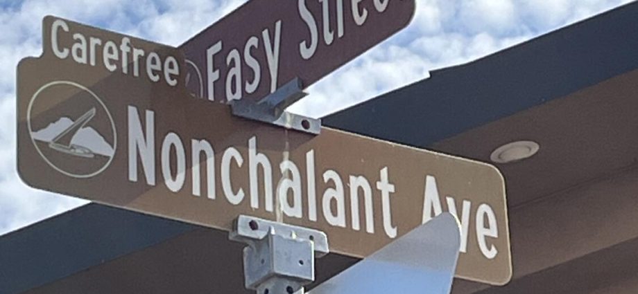 Barabak: This district is key to control of the House. That’s about all people agree on