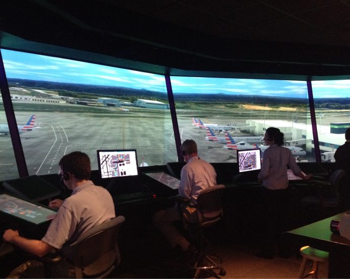 aviation-systems-division-publications:-traditional-aviation