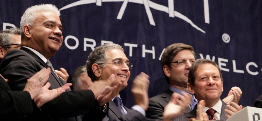 hyatt-hotels-chairman-thomas-pritzker-steps-down-over-epstein-ties