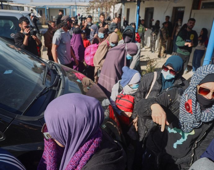 australian-pm-albanese-says-no-help-for-isil-relatives-held-in-syria-camp