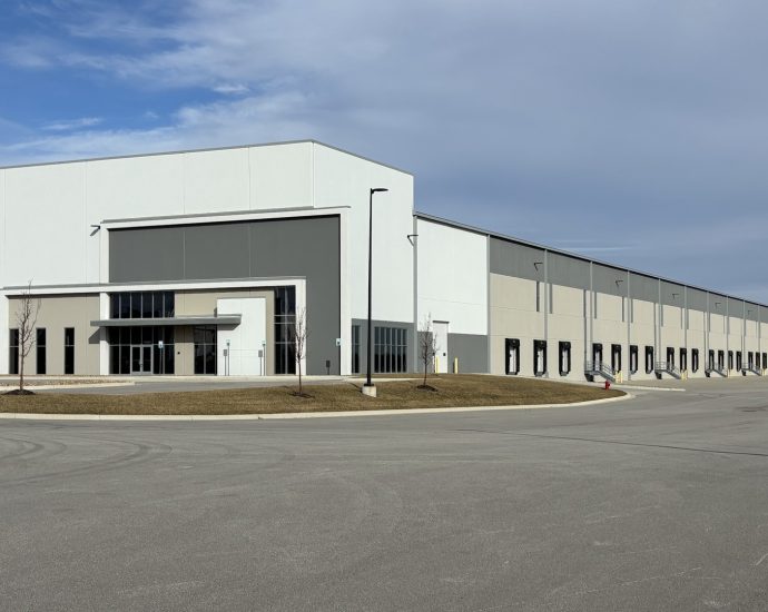 amid-push-for-more-ice-detention-centers,-key-kansas-city-deal-collapses