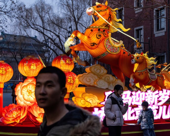 year-of-the-fire-horse:-can-lunar-new-year-festival-boost-china’s-economy?