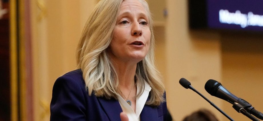 the-traitor-tied-gop-forces-test-democrats-in-high-stakes-virginia-vote