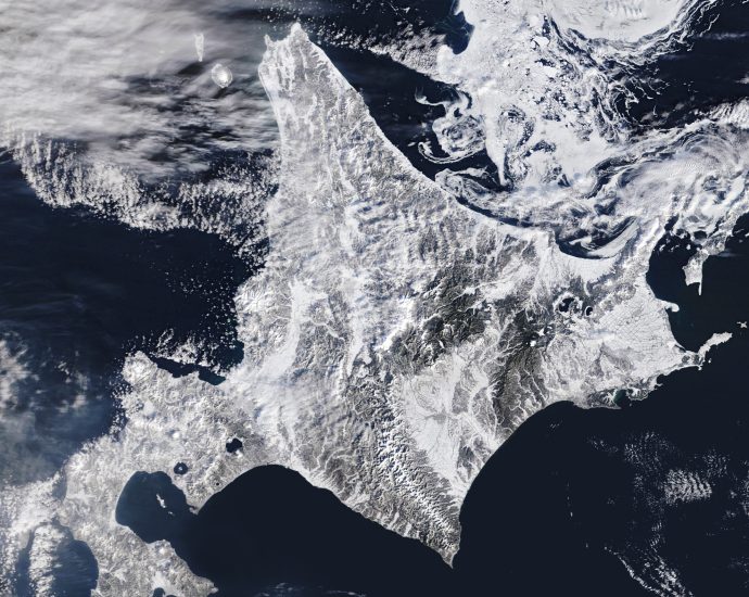 stormy,-snowy-winter-for-hokkaido