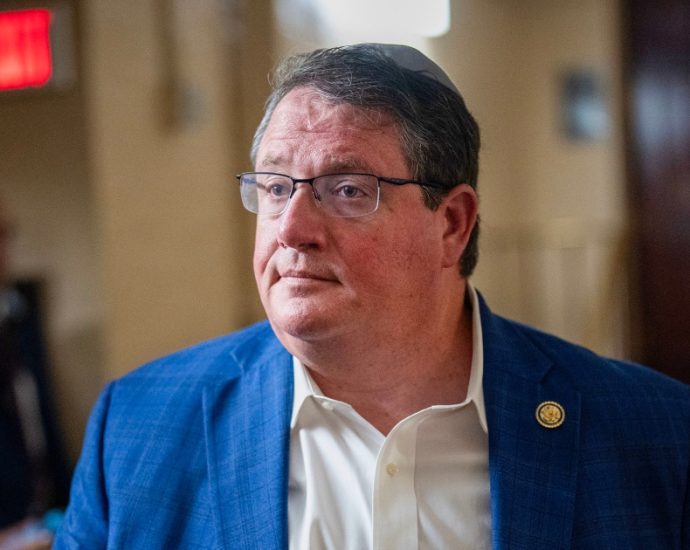 Republican congressman’s anti-Muslim remark prompts calls for his resignation