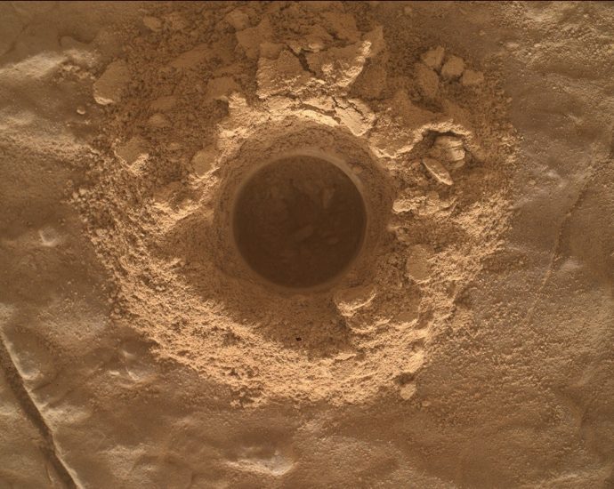 curiosity-blog-sols-4804-4811:-kicking-off-the-final-phase-of-boxwork-exploration