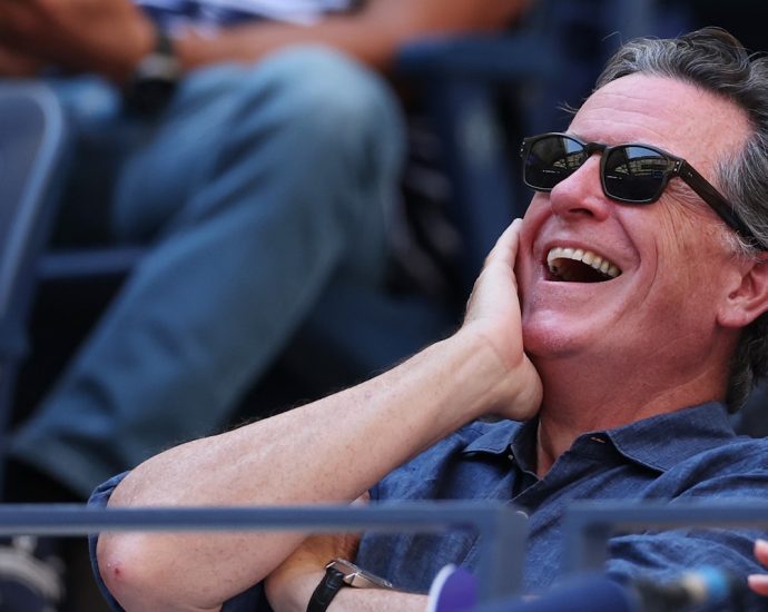 fcc-attempt-to-kill-stephen-colbert-interview-completely-backfires