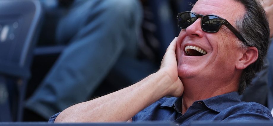 fcc-attempt-to-kill-stephen-colbert-interview-completely-backfires