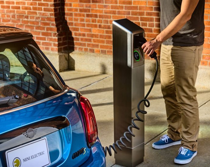 it’s-electric-to-install-16-curbside-ev-charging-stations-in-washington-dc-pilot