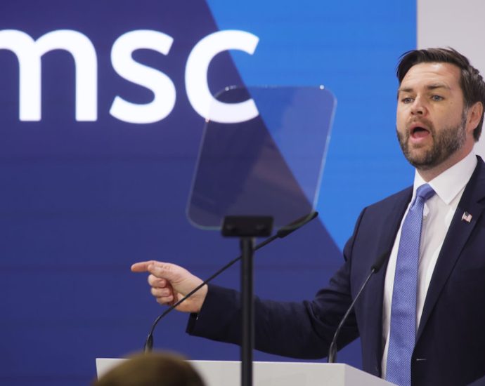 jd-vance-doesn’t-believe-in-free-speech