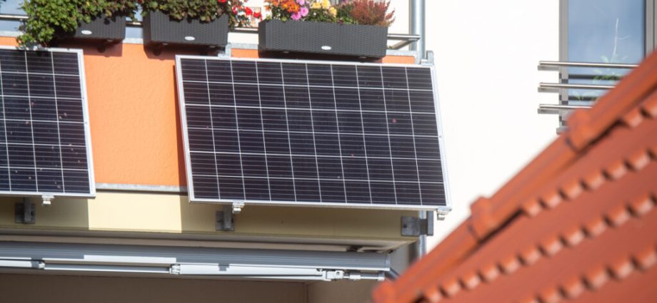 new-england-lawmakers-weigh-plug-in-solar-as-europe’s-model-spreads