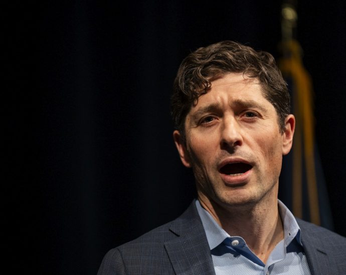 transcript:-minneapolis-mayor-to-the-traitor:-you-will-never-break-us