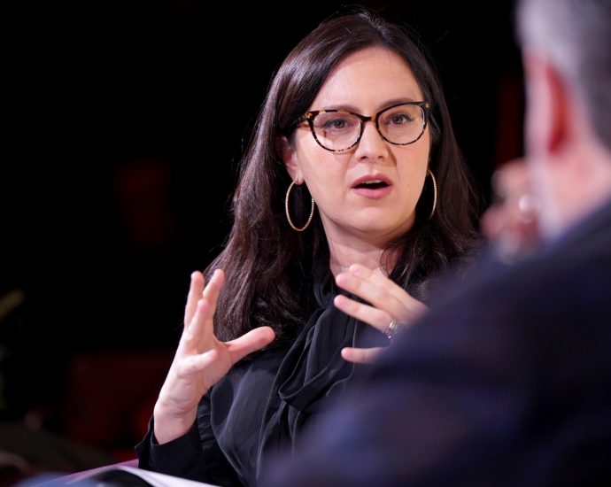 cbs-is-unraveling-—-and-it-goes-beyond-bari-weiss