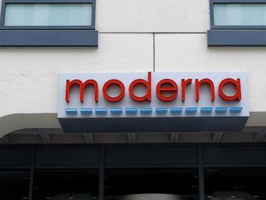 moderna-says-the-fda-will-consider-its-new-flu-shot-after-resolving-a-public-dispute