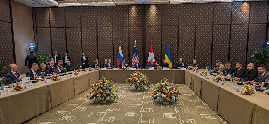 ukraine-us-russia-talks:-‘progress’-on-military-track-and-only-‘dialogue’-on-political-aspect