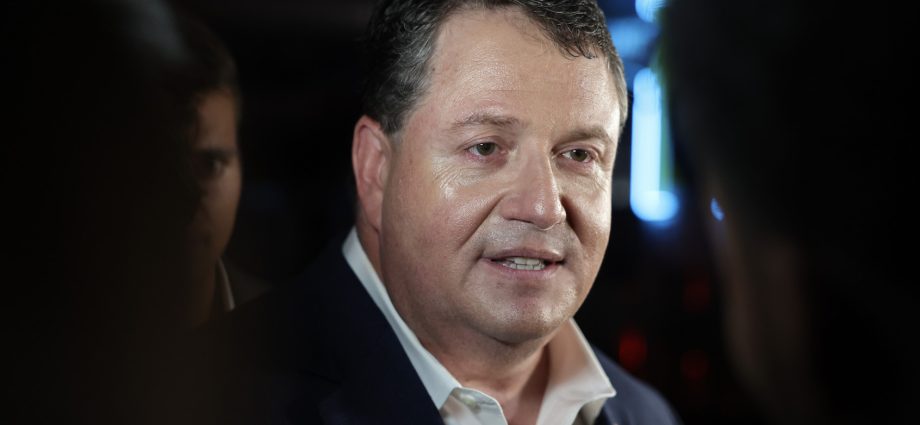 “unrepentant-bigot”:-democrats-push-for-censure-of-fine-following-anti-muslim-comments