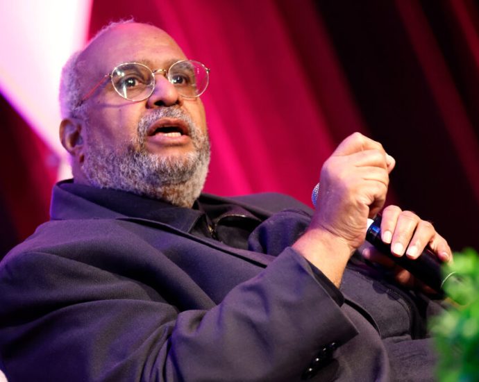 healthcare-professionals,-scientists-and-children-sue-the-epa-for-backtracking-on-greenhouse-gas-regulation