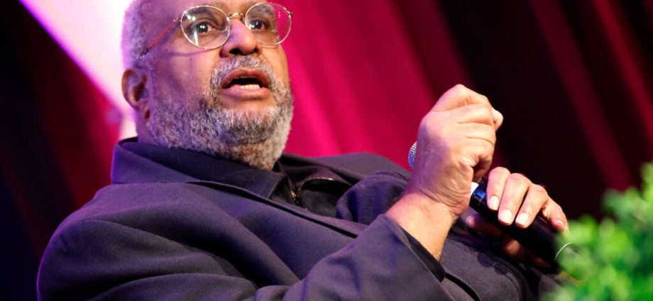 healthcare-professionals,-scientists-and-children-sue-the-epa-for-backtracking-on-greenhouse-gas-regulation