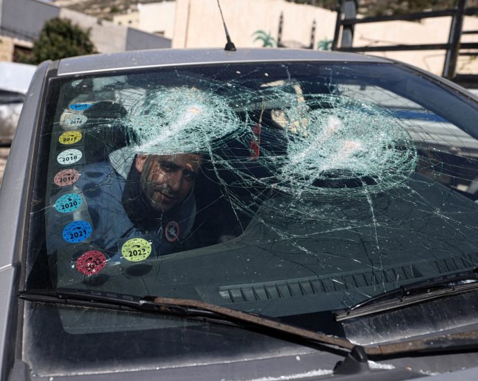 young-palestinian-shot,-killed-by-israeli-settlers-northeast-of-jerusalem