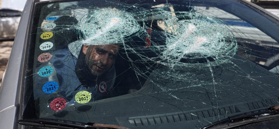 young-palestinian-shot,-killed-by-israeli-settlers-northeast-of-jerusalem