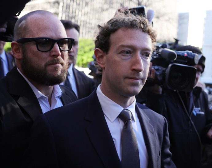 mark-zuckerberg-testifies-in-landmark-social-media-addiction-trial-in-los-angeles