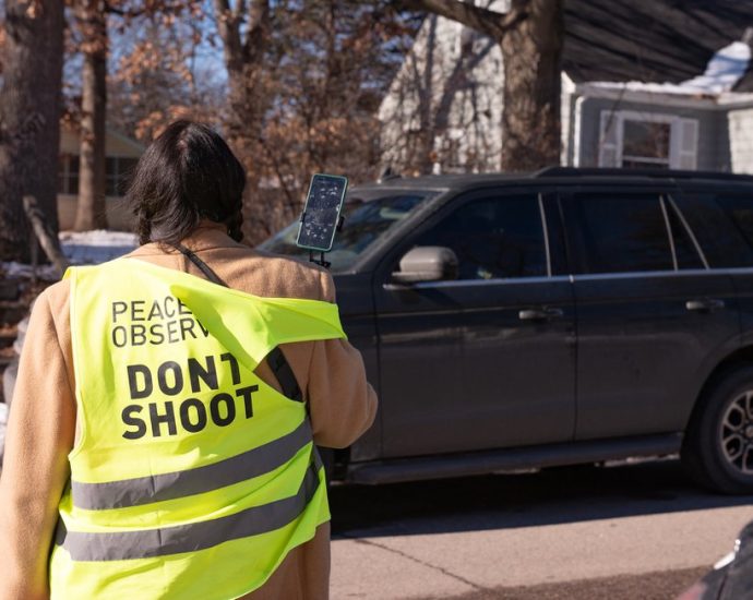 resisting-ice-in-minneapolis