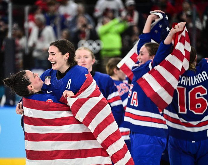 from-the-sports-desk:-two-golden-moments