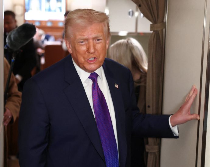 the-traitor-gives-iran-10-15-days-to-make-deal,-warns-‘bad-things-will-happen’