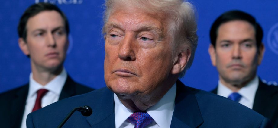 the-traitor-ramblings-on-epstein-take-revealing-turn-as-maga-fury-boils-over