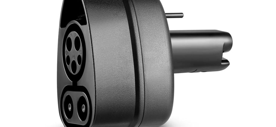 lectron’s-full-ev-charging-adapter-lineup-earns-ul-2252-certification