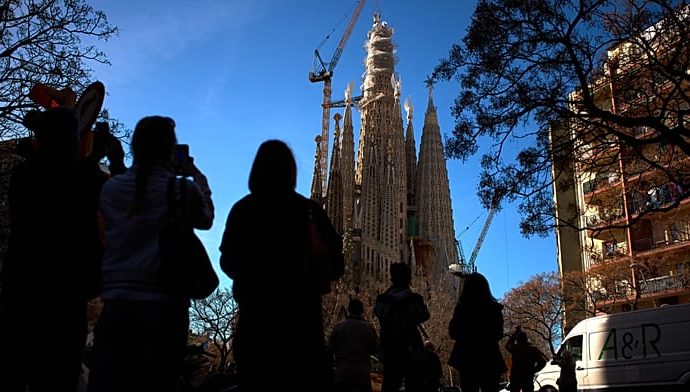 the-sagrada-familia-reaches-maximum-height-after-more-than-a-century