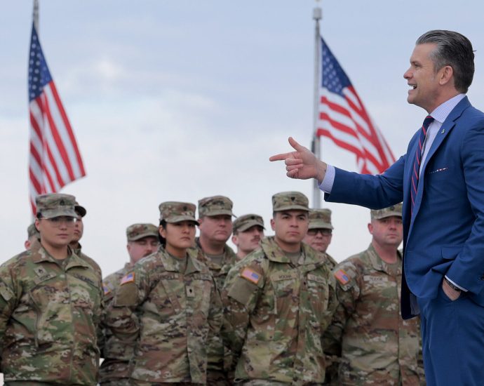 federal-appeals-court-upholds-military-ban-on-enlisting-people-with-hiv