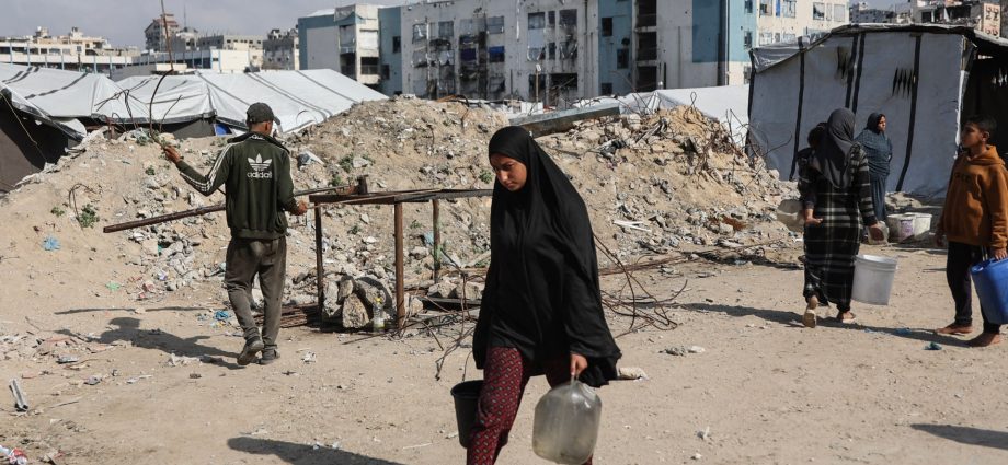 israeli-army-kills-2-palestinians-in-strikes-on-gaza-during-ramadan