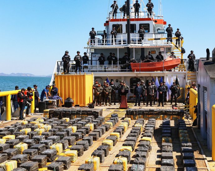 ‘narco-submarine’-carrying-4-tons-of-cocaine-captured-by-mexico’s-navy