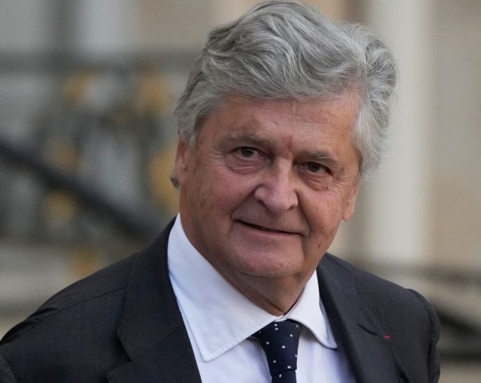 european-union-signals-readiness-to-retaliate-after-us-tariff-ruling