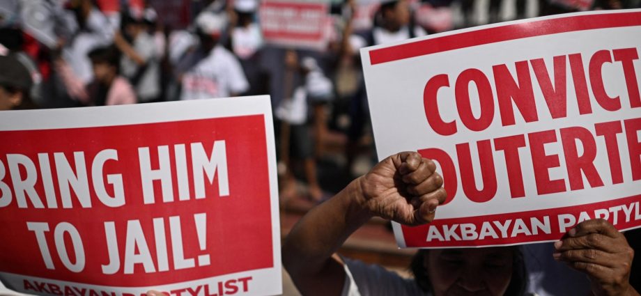 icc-to-hold-hearings-on-charges-against-ex-philippine-president-duterte