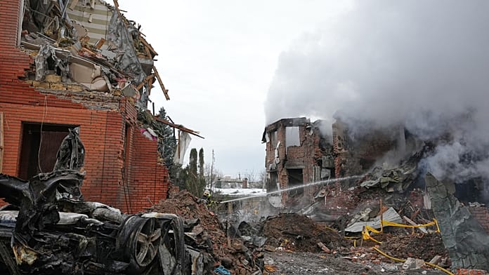 deadly-russian-strikes-pound-kyiv-suburb-and-energy-sites-across-ukraine