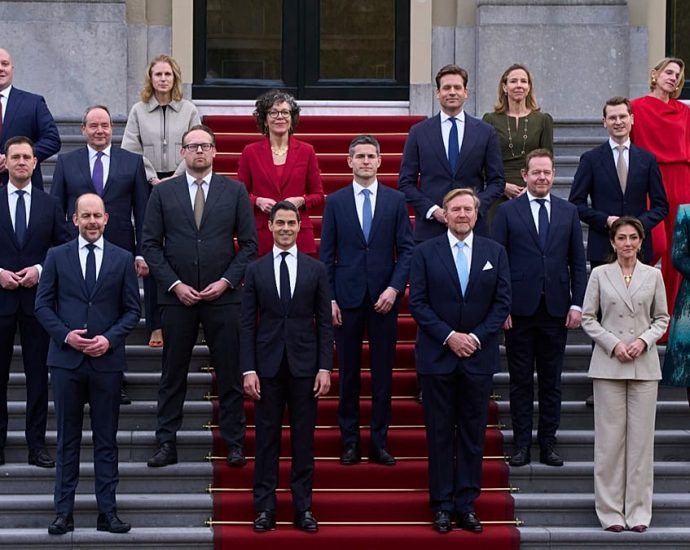 new-dutch-minority-government-sworn-in-under-centrist-prime-minister-rob-jetten