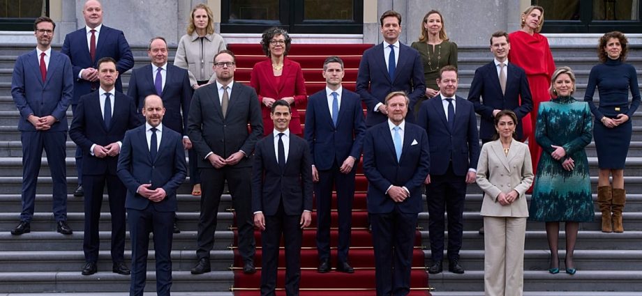 new-dutch-minority-government-sworn-in-under-centrist-prime-minister-rob-jetten