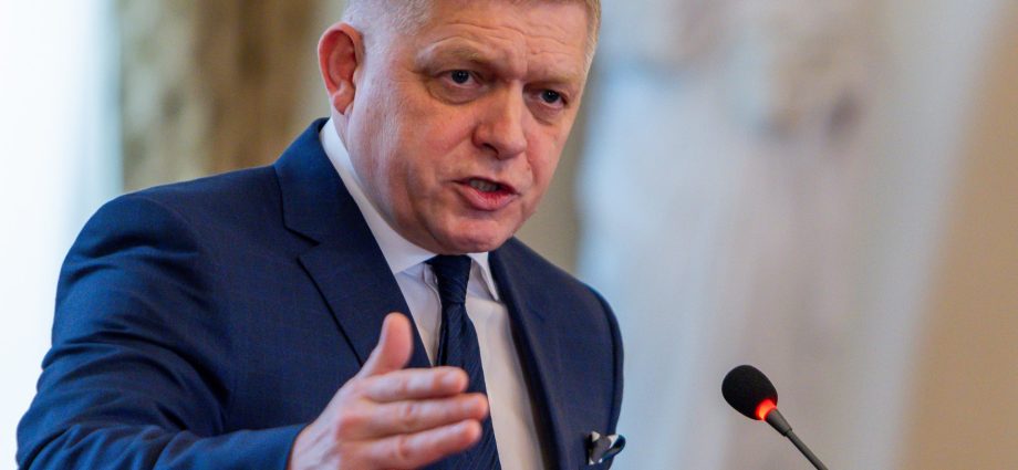 slovakia-halts-emergency-power-supplies-to-ukraine-over-russian-oil-dispute