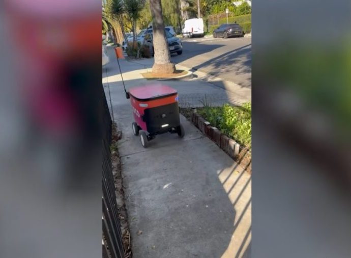 food-delivery-robot-goes-rogue,-causes-property-damage-at-la-home