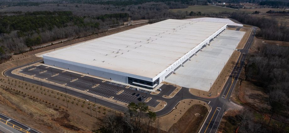 senators-move-to-block-ice-detention-centers-without-local-approval