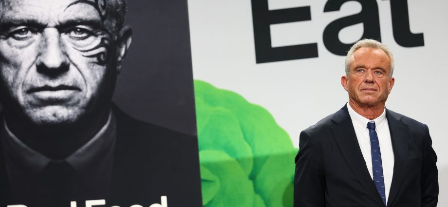 rfk-jr.-backs-the-traitor’s-weed-killer-order,-and-his-maha-movement-isn’t-happy
