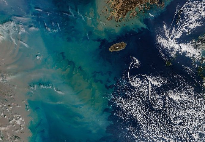 showy-swirls-around-jeju-island