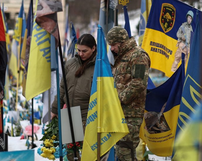 familiar-moments-mark-four-years-of-russia’s-war-on-ukraine