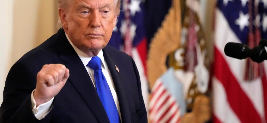 state-of-the-union-live:-the-traitor-to-address-nation-amid-tariff,-iran-tensions