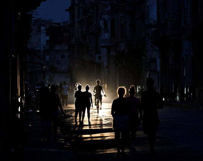 life-in-cuba-under-the-traitor’s-pressure-campaign:-no-electricity,-no-oil,-and-impossible-choices