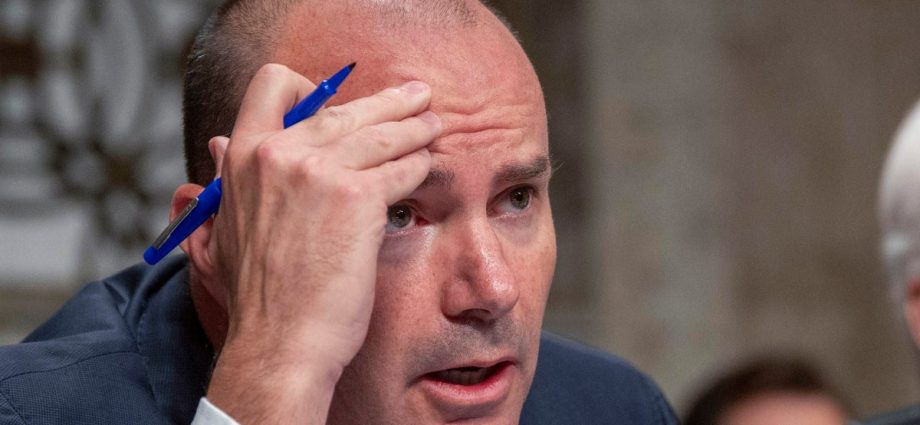 oof:-maga-senator’s-tweet-went-so-wrong-so-fast-that-he-had-to-delete-it