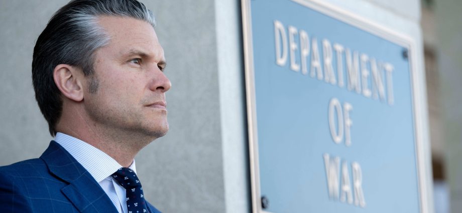 hegseth-gives-anthropic-deadline-to-give-military-full-access-to-its-ai