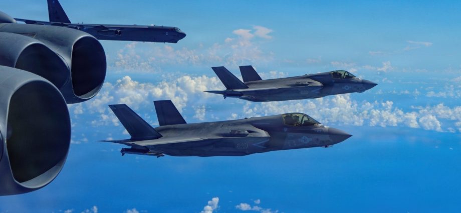 former-us-f-35-fighter-pilot-arrested-for-training-chinese-air-force